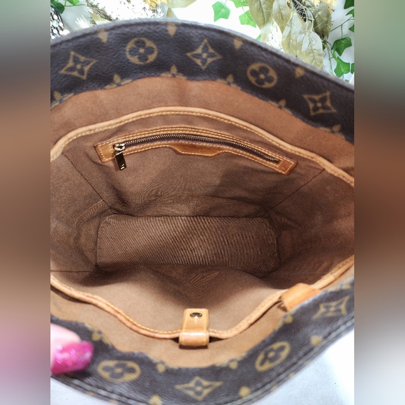 Authentic Louis Vuitton Monogram Vavin GM Tote with Dust Bag - Picture 9 of 17